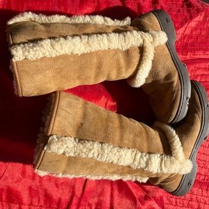 UGG Boots size w9.